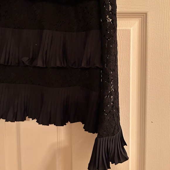 J. Crew, NWT Lace Blouse with Ruffle Accents. Black, Size 2 & 4 - Picture 4 of 10
